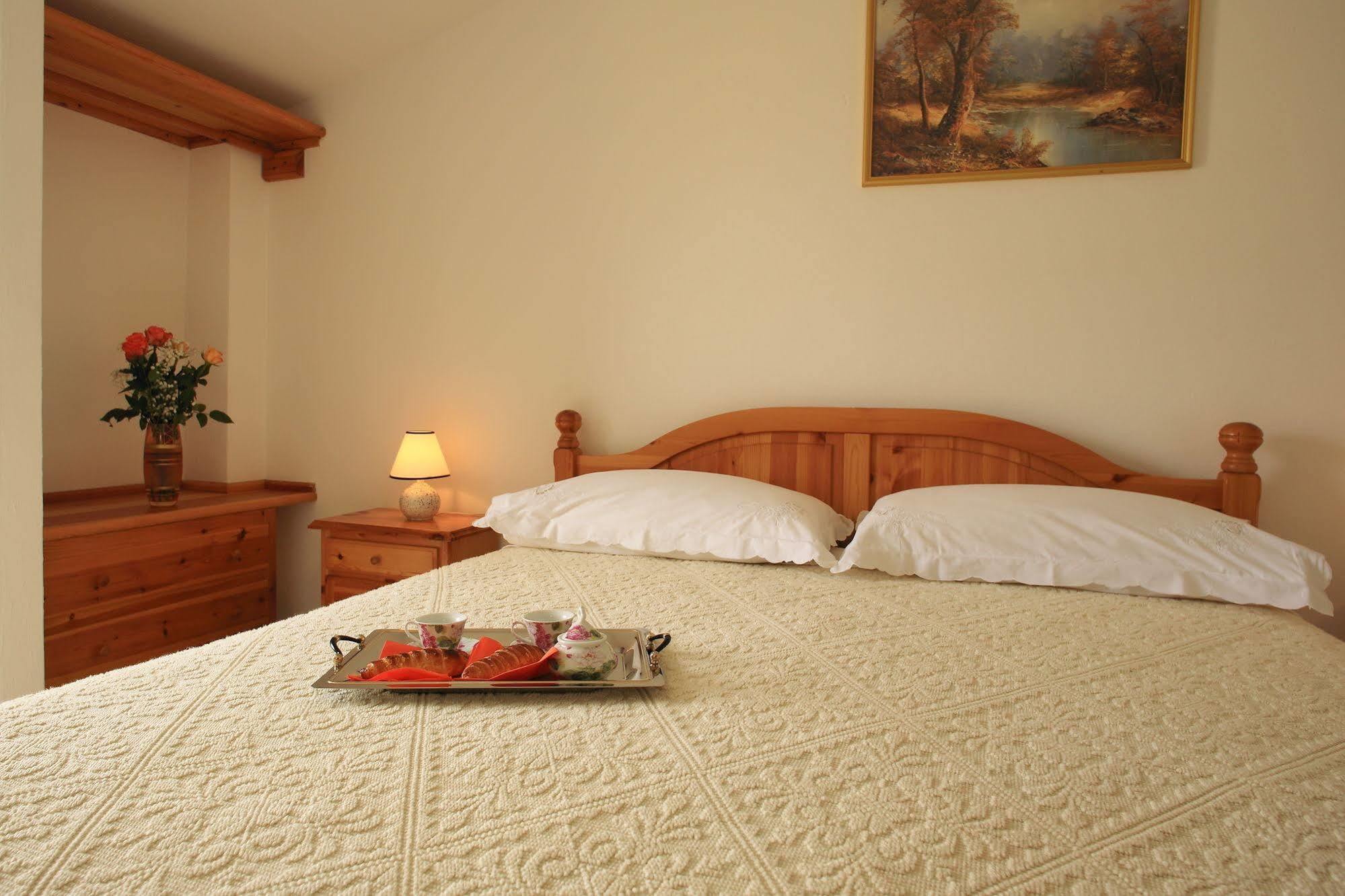 Hotel Dori D'Oro Орозеи Экстерьер фото